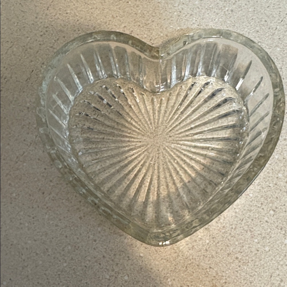 Vintage Art Nouveau Silverplate Heart Trinket Box International Silver Company - Picture 3 of 5